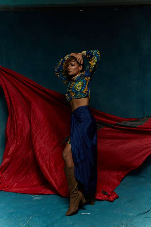 big blue printed top emb sleeve image 1