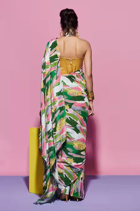 Saree in Scenery Print image 2