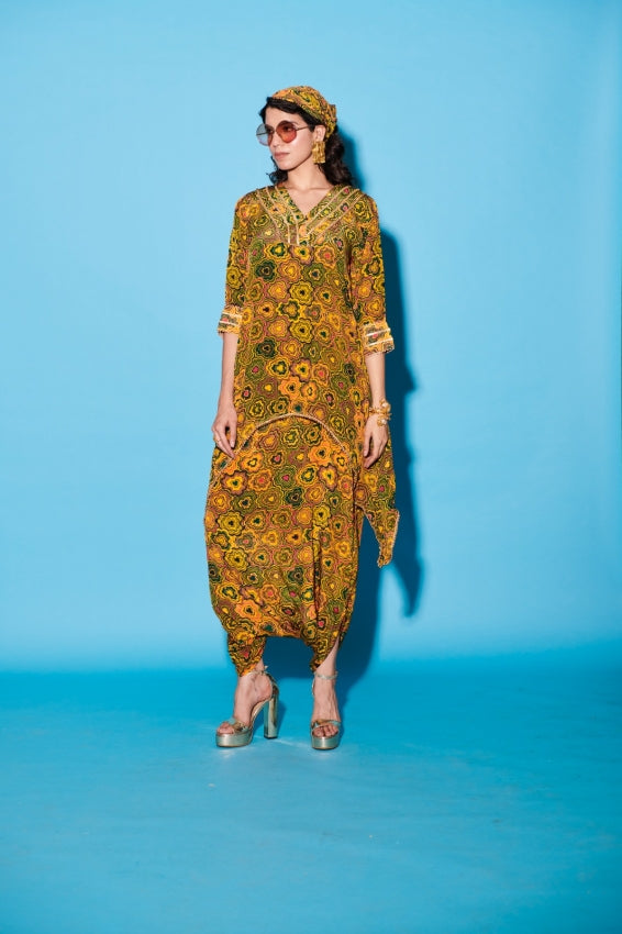 Pinwheel Kurta Dhoti Set in Yellow Viscose Crepe image 0