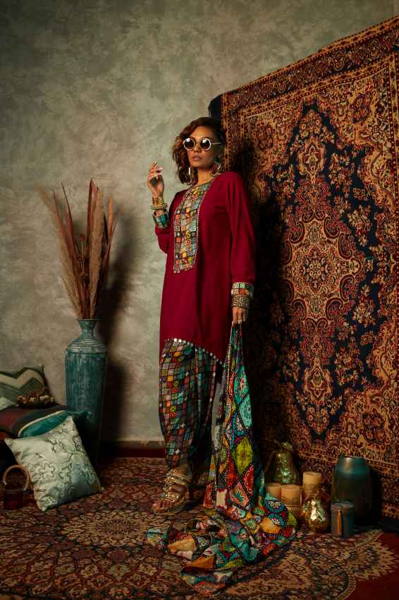 Purple Kurta with Embroidery image 1