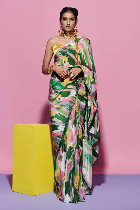 Saree in Scenery Print image 0