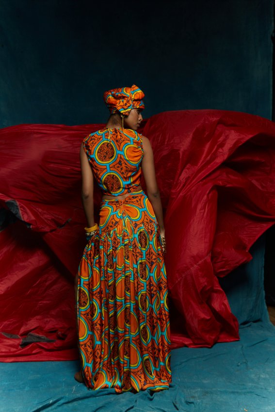 Big orange gathered skirt image 2