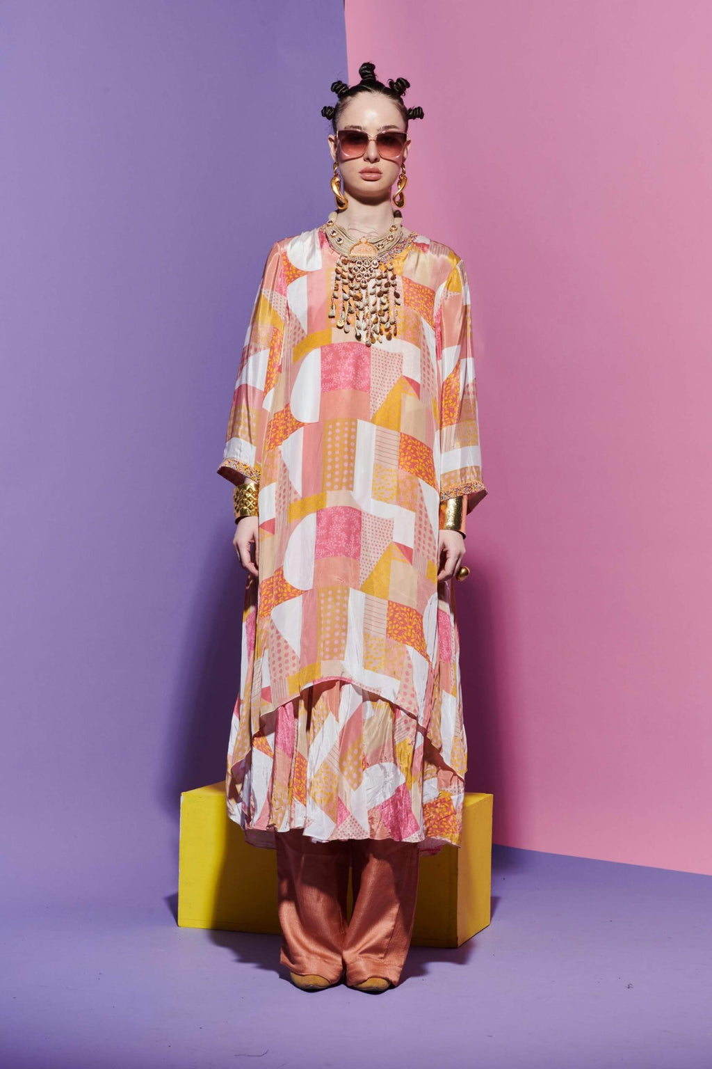 Double-Layered Anarkali Kurta in Geometric Print with Straight Peach Pink Pants image 0