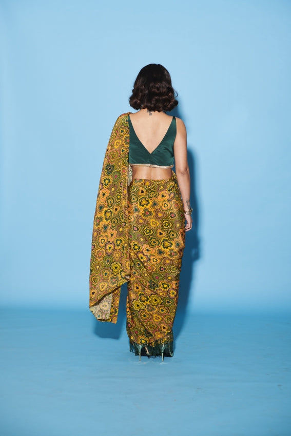 Pre-Draped Pinwheel Saree with Green Sleeveless Blouse image 1