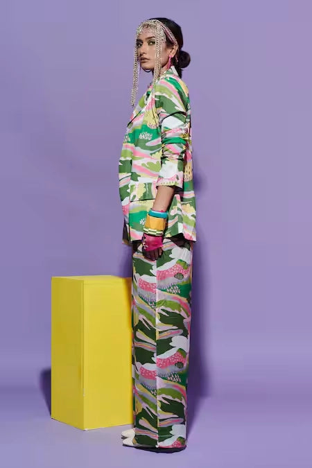 Blazer in scenery print image 2