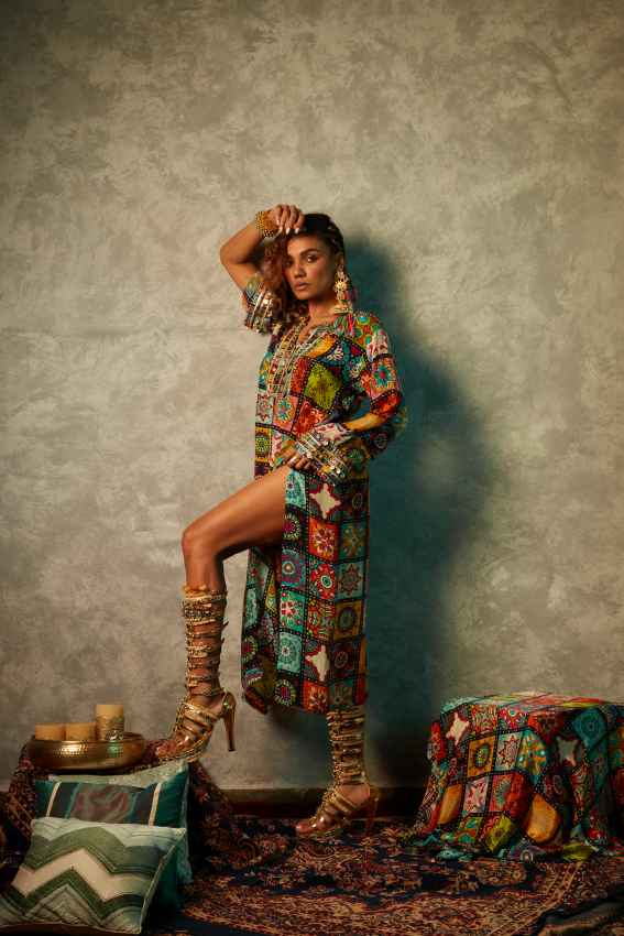 Big Tile with Coins Kurta image 1